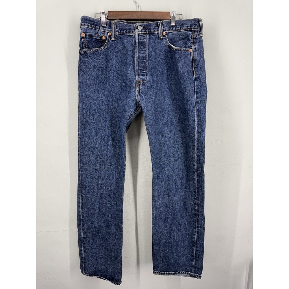 Levis 501 Jeans Men's 36X32 Medium Wash Blue Straight Button Fly Iconic Retro